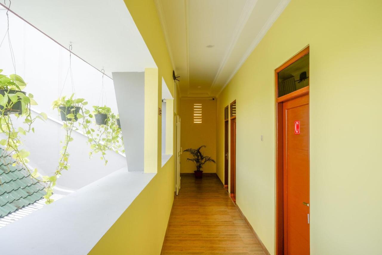 Reddoorz Near Rita Supermall Purwokerto 2 Eksteriør billede