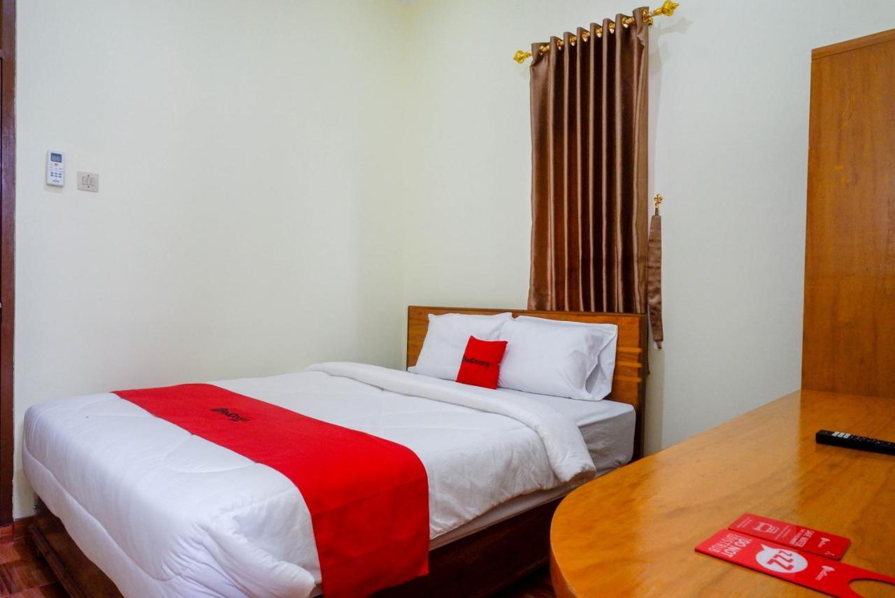 Reddoorz Near Rita Supermall Purwokerto 2 Eksteriør billede
