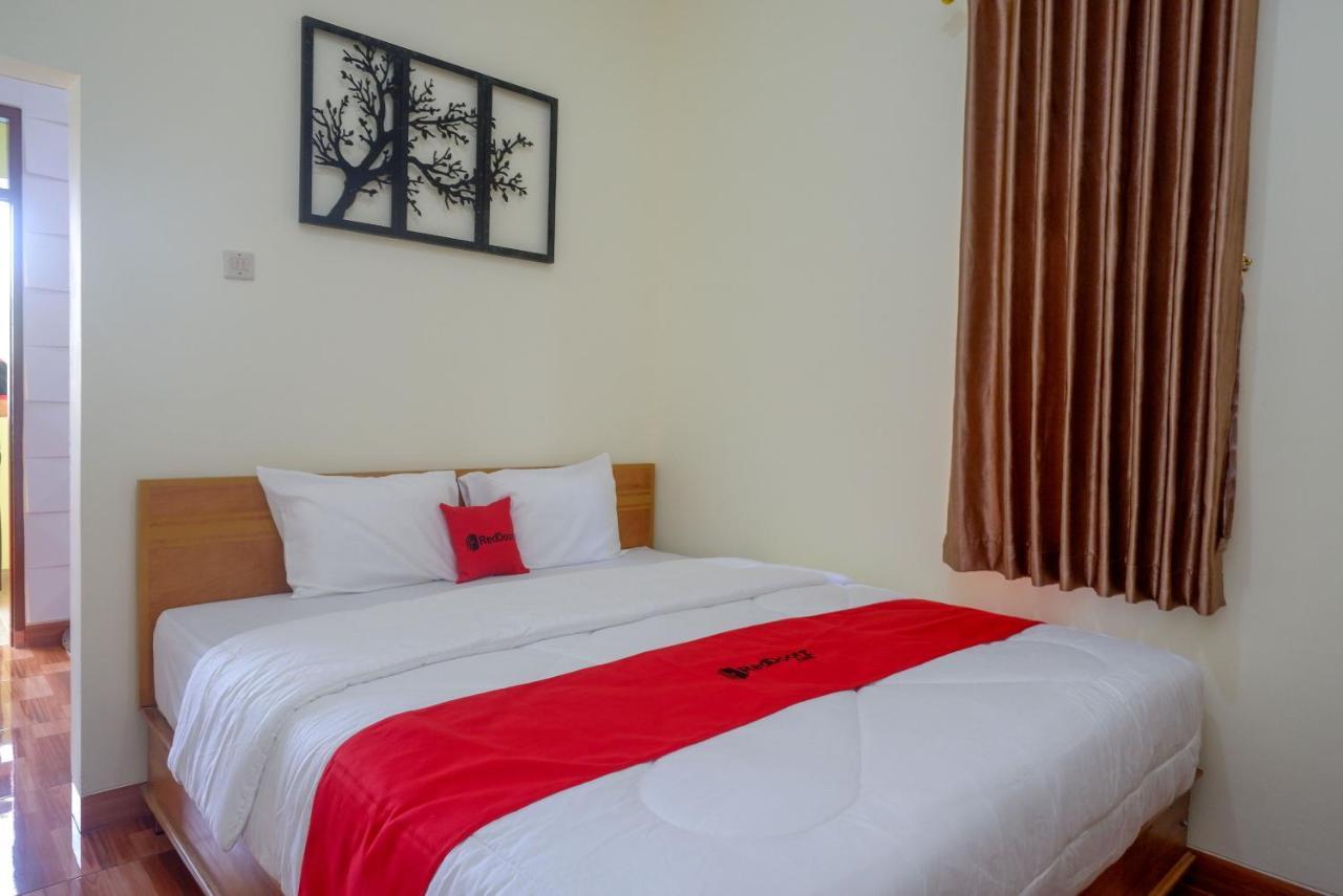 Reddoorz Near Rita Supermall Purwokerto 2 Eksteriør billede