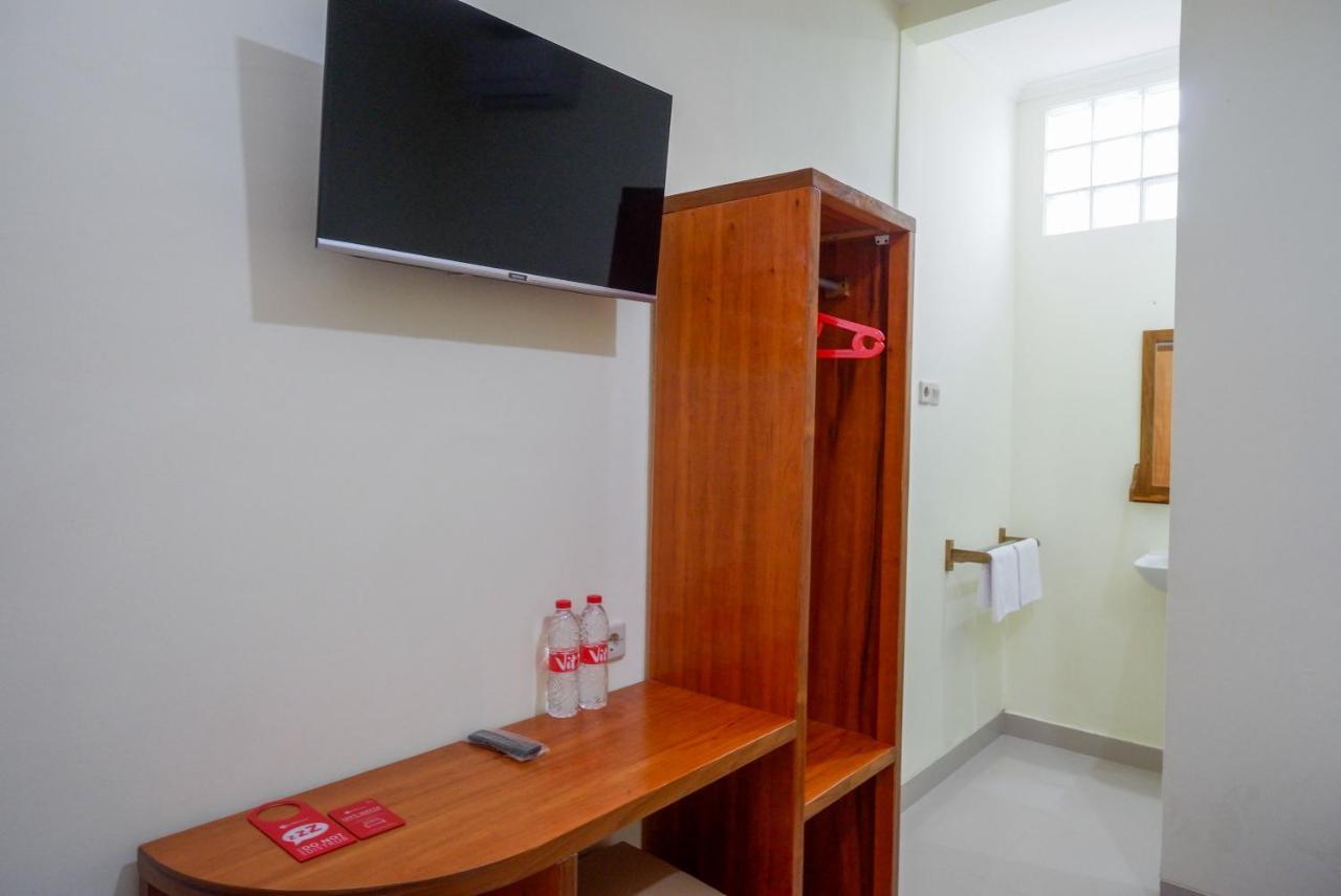 Reddoorz Near Rita Supermall Purwokerto 2 Eksteriør billede