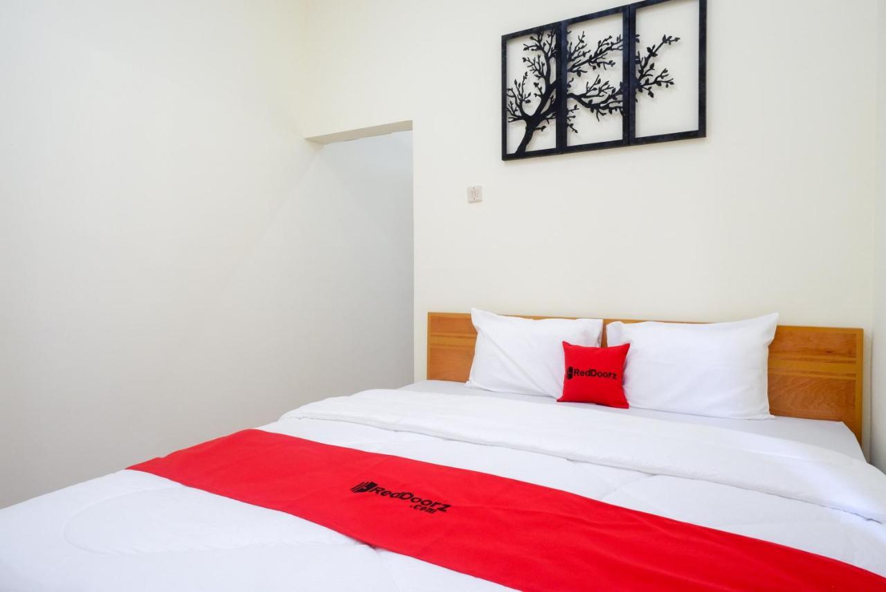 Reddoorz Near Rita Supermall Purwokerto 2 Eksteriør billede